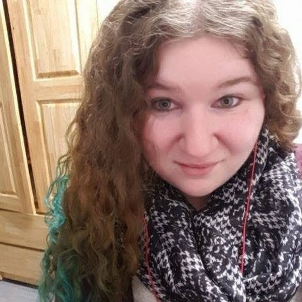 Meet your Posher, Katelyn